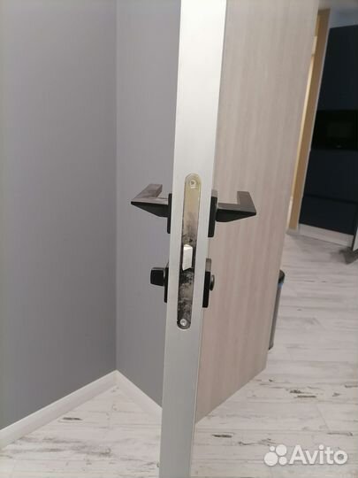 Дверь межкомнатная 700 х 2000 бу