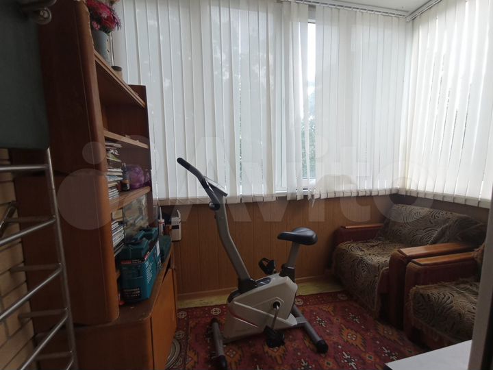 3-к. квартира, 100 м², 4/12 эт.