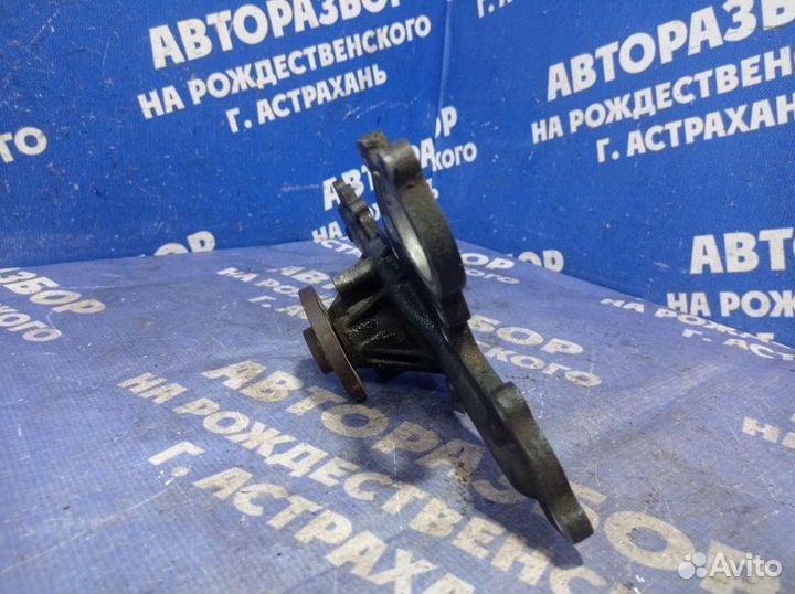 Помпа Toyota Camry 40 седан 2GR-FE 2011