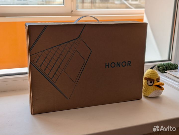 Honor Magicbook 14 Ryzen 5 /8GB/ 512 SSD