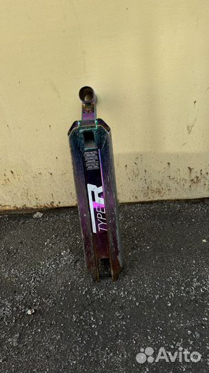 Дека на трюковой самокат