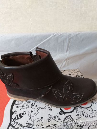 Ботинки демисезонные для девочки 33-37