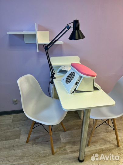 Аренда места мастера маникюра, мастера бровиста