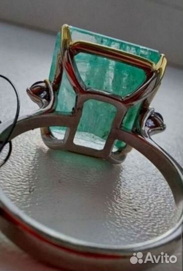 Кольцо с уральским изумрудом 11.580ct