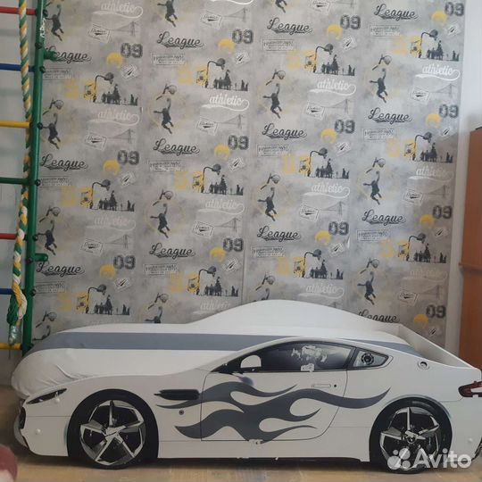 Детская кровать машина бу