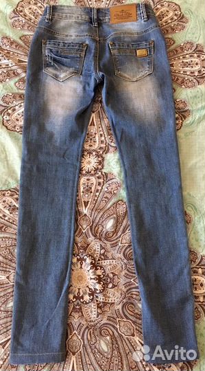 Джинсы