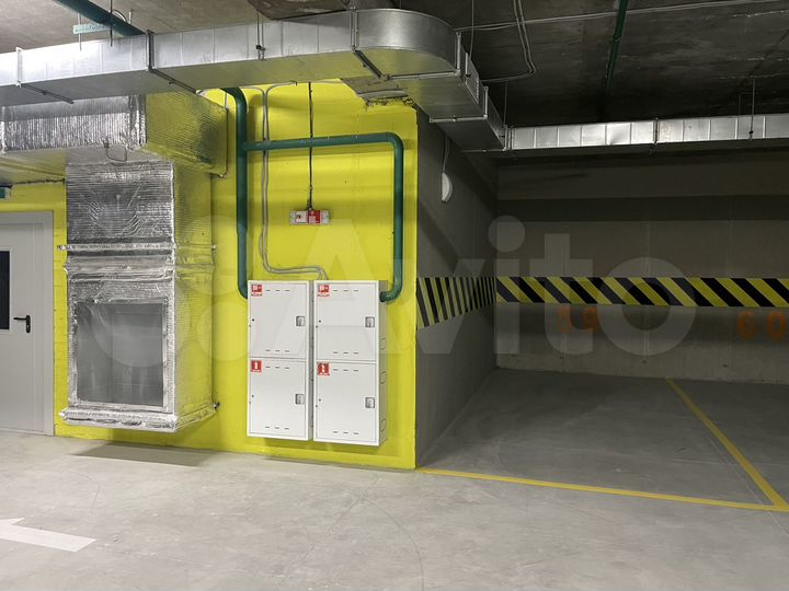 Машиноместо, 13 м²