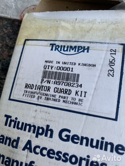 Накладка радиатора Triumph Tiger 800