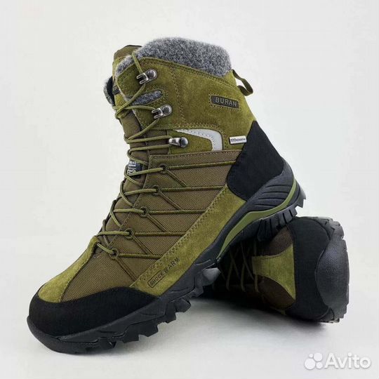 Треккинговые ботинки 