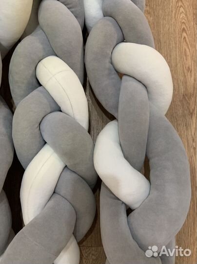 Бортик коса в кроватку