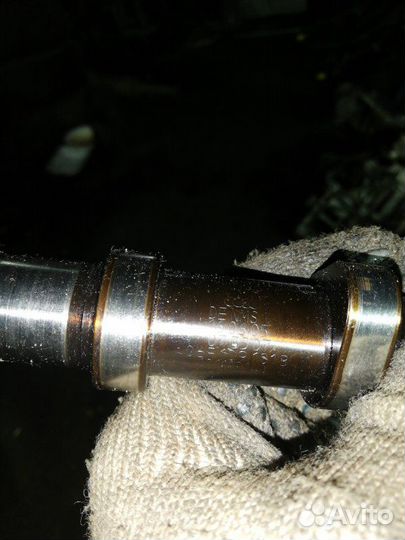 Распредвал впускной Volkswagen Passat B6 2.0 BPY