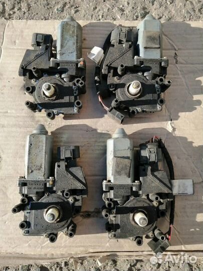 Моторчик Стеклоподъемников на Ауди А8/S8 D2