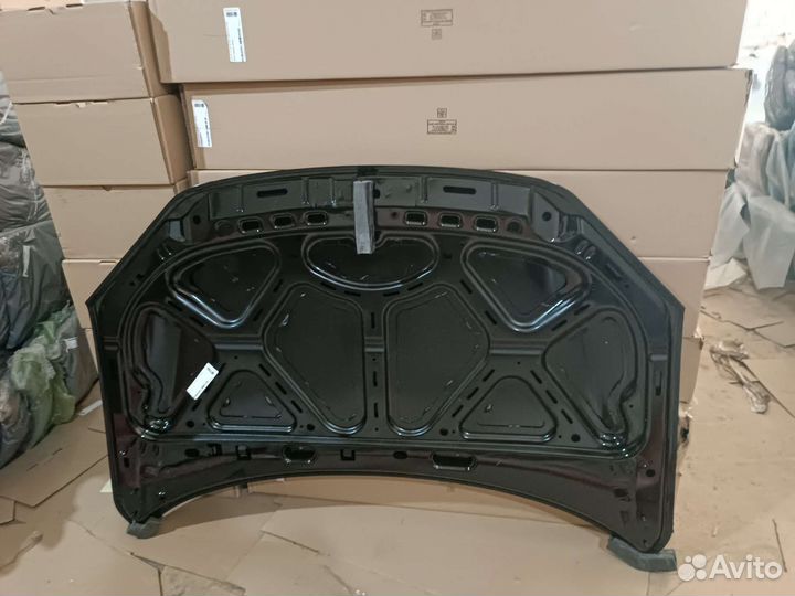 Капот на LADA granta цвет черный