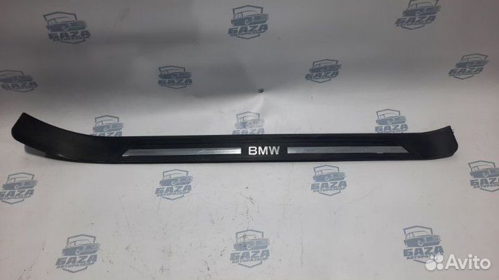 Накладка на порог салона передняя правая Bmw