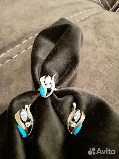 Набор кольцо и серьги