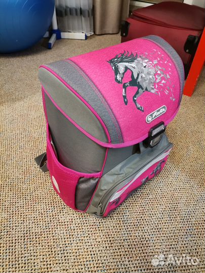 Школьный рюкзак