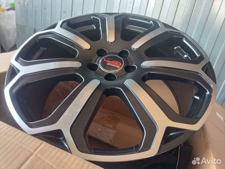 Новые диски Legeartis r-20 (5x112) 4 шт