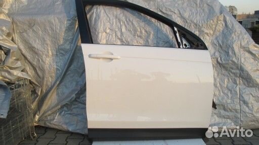 Дверь передняя правая Land Rover Discovery Sport L