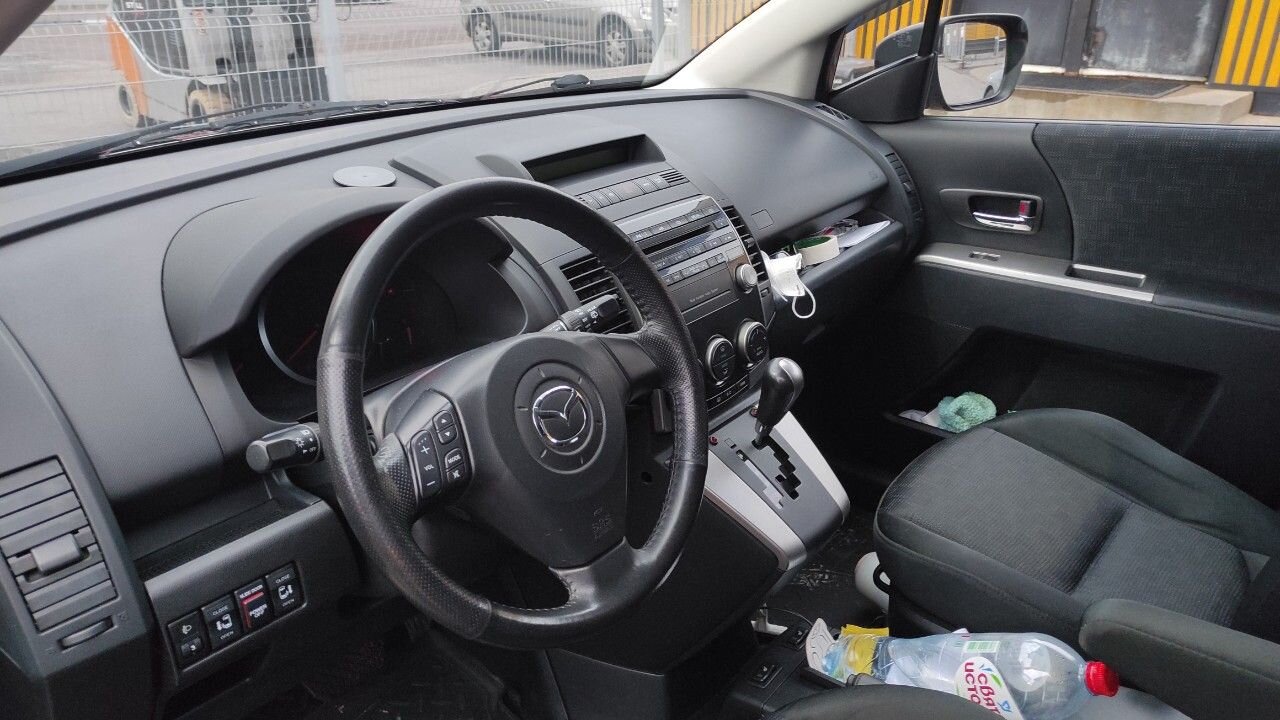 Mazda 5: фото владельца