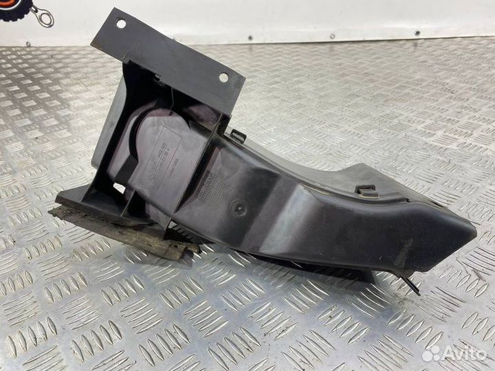 Воздуховод охлаждения тормозов левый Bmw Х5 Е53