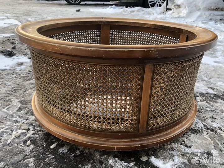 Поставка под цветы на колесах Medea (Италия)