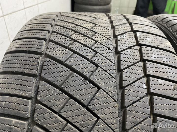 Continental ContiWinterContact TS 830 P 285/35 R19 92V