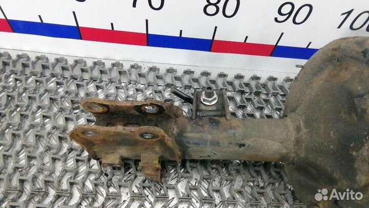 Стойка амортизатора переднего правого Kia Ceed