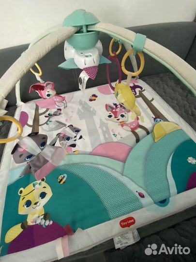 Развивающий коврик tiny love