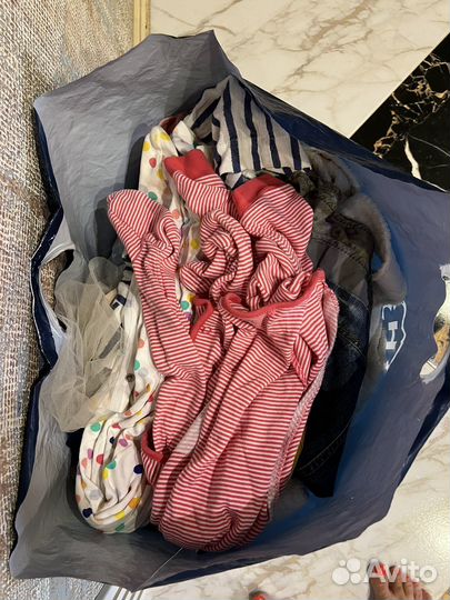 Пакет с вещами