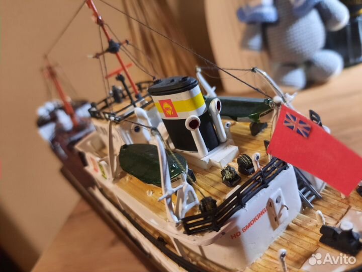 Модель корабля танкер 