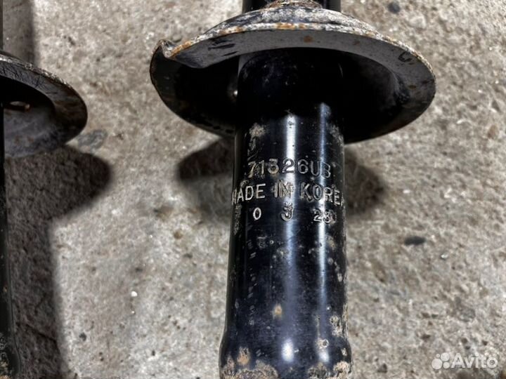 Амортизатор подвески задний Киа Маджентис 1