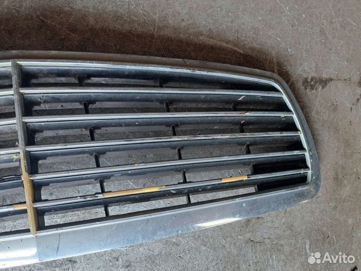 Решётка радиатора Mercedes W211