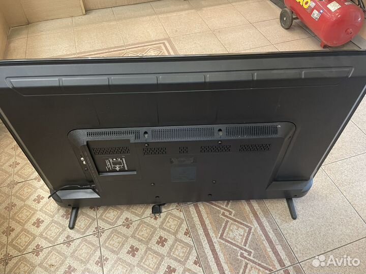 Телевизор Samsung UE43TU7002U