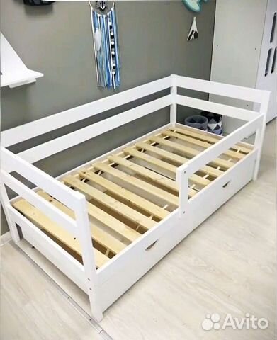 Кровать детская в наличии от 2-х лет 