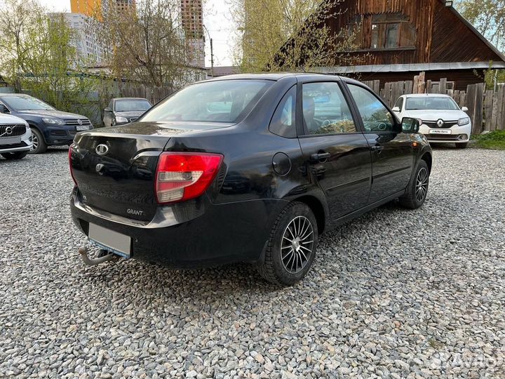 LADA Granta 1.6 МТ, 2013, 190 000 км