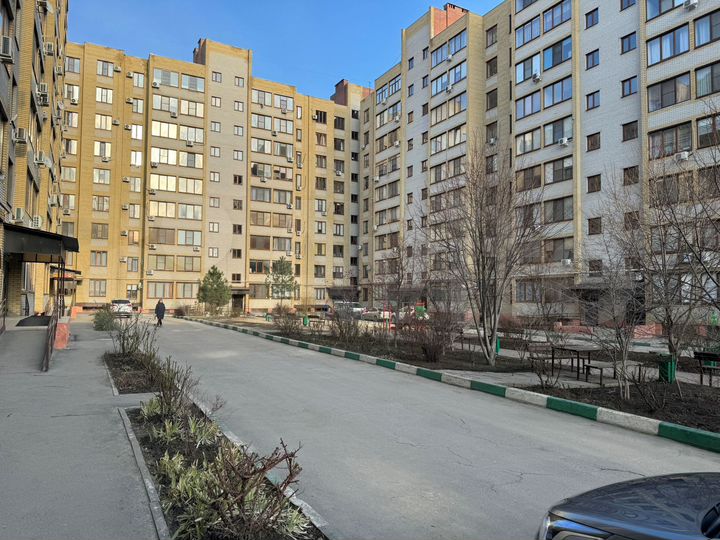 1-к. квартира, 38 м², 1/9 эт.