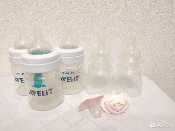 Бутылочки для кормления 3шт + соски 4шт