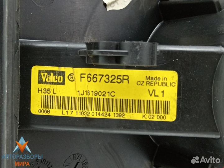 Моторчик печки Volkswagen Golf 4 2002 1J1819021C