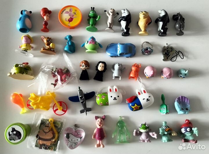 Разные игрушки все по 30