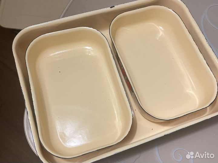 Набор эмалированных лотков для холодца