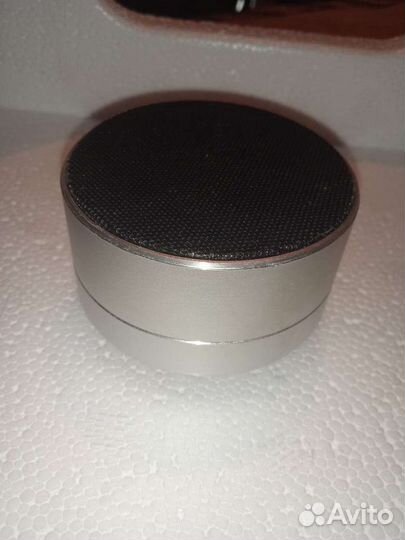 Блютуз колонка