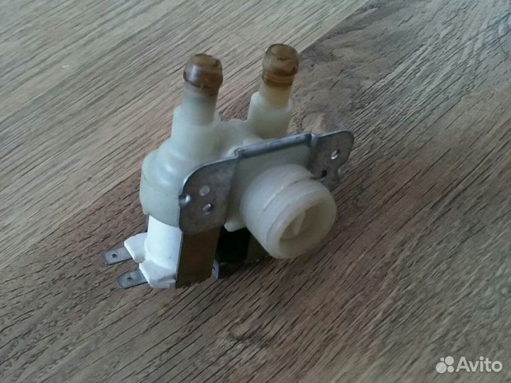 Клапан подачи воды