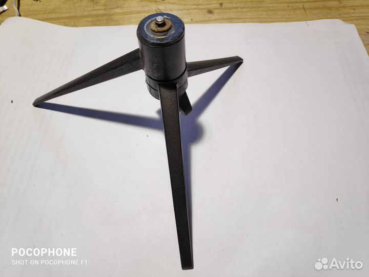 Штатив тренога