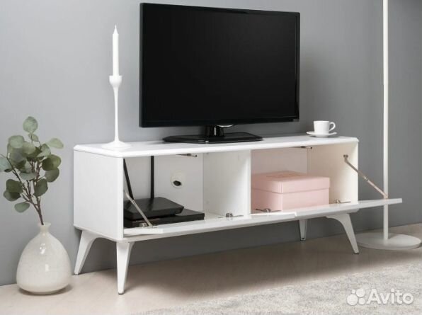 Тумба под Тв белая Спейс