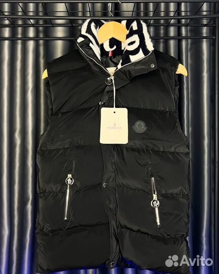 Жилетка Moncler