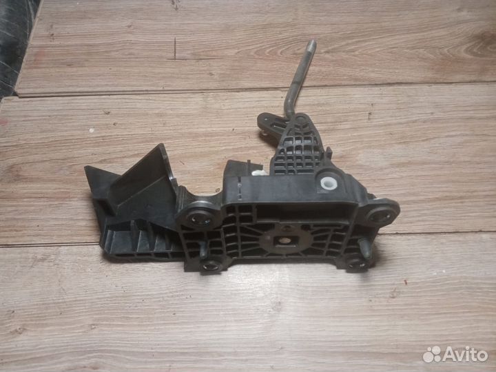 Кулиса МКПП Ford Focus 2