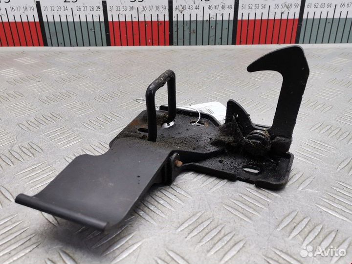 Замок капота для Seat Ibiza 3 6L0823509E