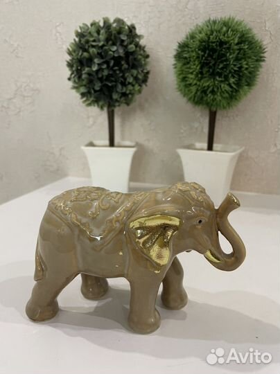 Сувенир « слоник «