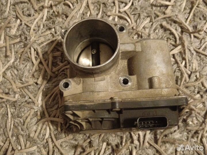 Дросельная заслонка