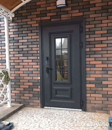 Двери входные
